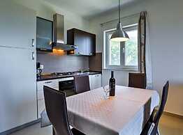 Wonderful Brsec Apartments With Sea View and Shared Pool