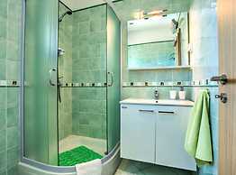 Wonderful Brsec Apartments With Sea View and Shared Pool