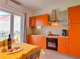 Wonderful Brsec Apartments With Sea View and Shared Pool