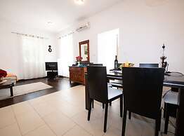 Elegant Lovran Apartment With Sea View