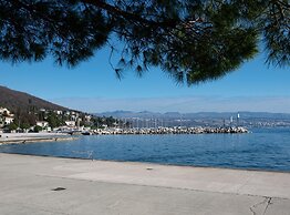 Cozy Icici Apartment With Sea View