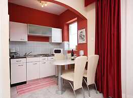 Beachside Serenity Apartments in Barbot