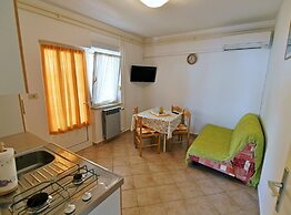 Scenic Retreat Rooms and Family Apartment