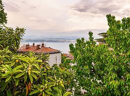 Charming Lovran Apartments With Wonderful Sea View