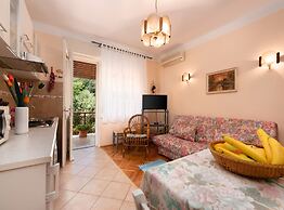 Elegant Lovran Apartment With Large Outdoor Area