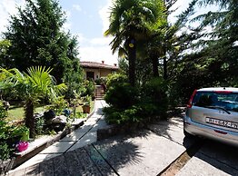 Elegant Lovran Apartment With Large Outdoor Area