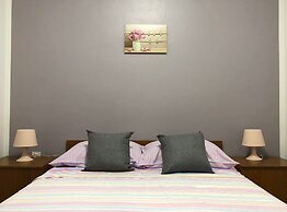 Chic and Cozy Brsec Apartment With Sea View