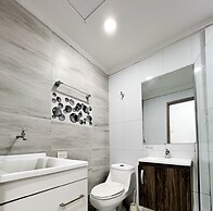 APARTAMENTO CON BALCON BY PARCEROS GROUP