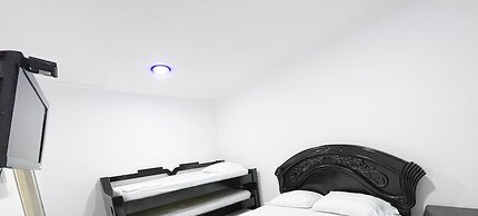 APARTAMENTO CON BALCON BY PARCEROS GROUP