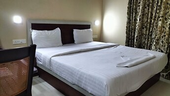 Goroomgo Golden Wave Puri