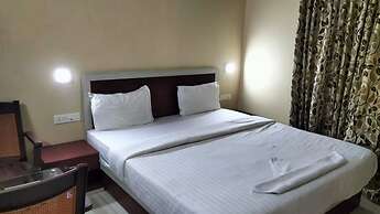 Goroomgo Golden Wave Puri