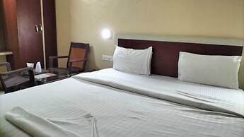 Goroomgo Golden Wave Puri