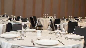 Comfort Hub Hotels and Suites