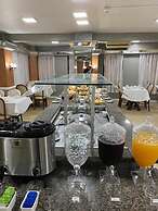 Fast 10 City Hotel