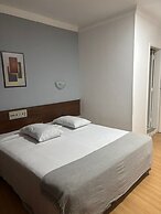 Fast 10 City Hotel