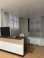 Fast 10 City Hotel