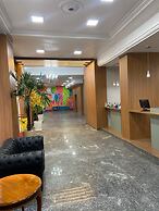 Fast 10 City Hotel