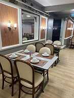 Fast 10 City Hotel