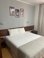 Fast 10 City Hotel