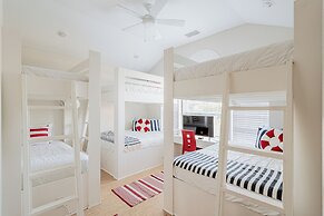 New Big Blue - Waterfront w Private Pool