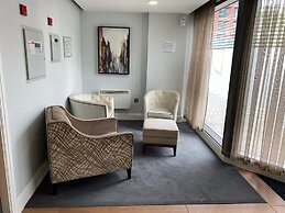 Broad St - 1 Bedroom - 1 Bathroom - Free Parking