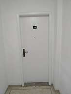 Kitnet com ar na praia das Astúrias