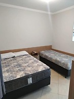 Kitnet com ar na praia das Astúrias