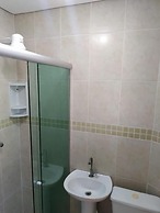 Kitnet com ar na praia das Astúrias