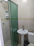 Kitnet com ar na praia das Astúrias