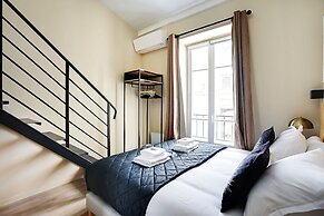 Cottage With 2 Rooms in Batignolles