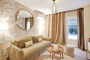 Cottage With 2 Rooms in Batignolles