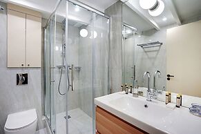 Cottage With 2 Rooms in Batignolles