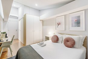 Bellu Studios & Suites