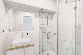 Bellu Studios & Suites