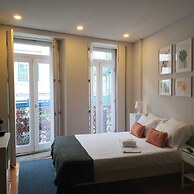 Bellu Studios & Suites