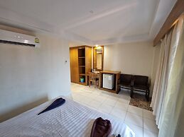 Bonanza Patong Hotel