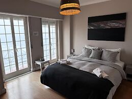 Atlantic Views Sintra Guest House
