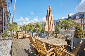 Luxury Duplex in the Heart of Deauville With a Large Garden