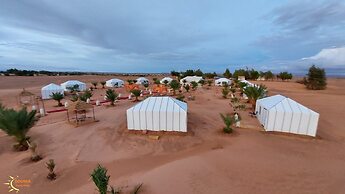Adrar Luxury Camp