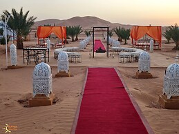 Adrar Luxury Camp