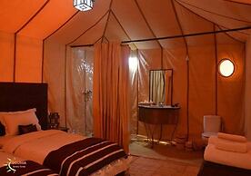 Adrar Luxury Camp