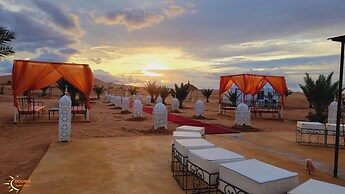 Adrar Luxury Camp