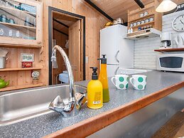 Charming Retreat by River - By Traum Ferienwohnungen