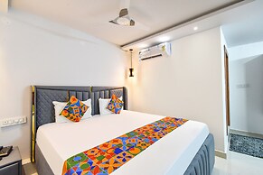 Fabhotel Srs Grand