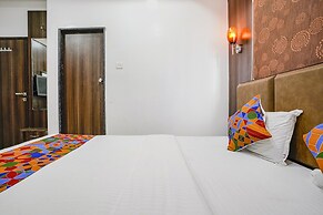 Fabhotel Sai Plaza Executive