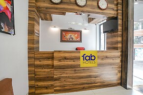 Fabhotel Sai Plaza Executive