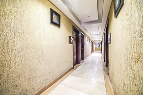 Fabhotel Johri Regency