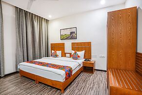 Fabhotel Northern Suites