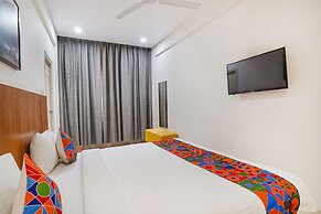 Fabhotel Northern Suites