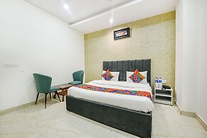FabHotel Kavya Inn